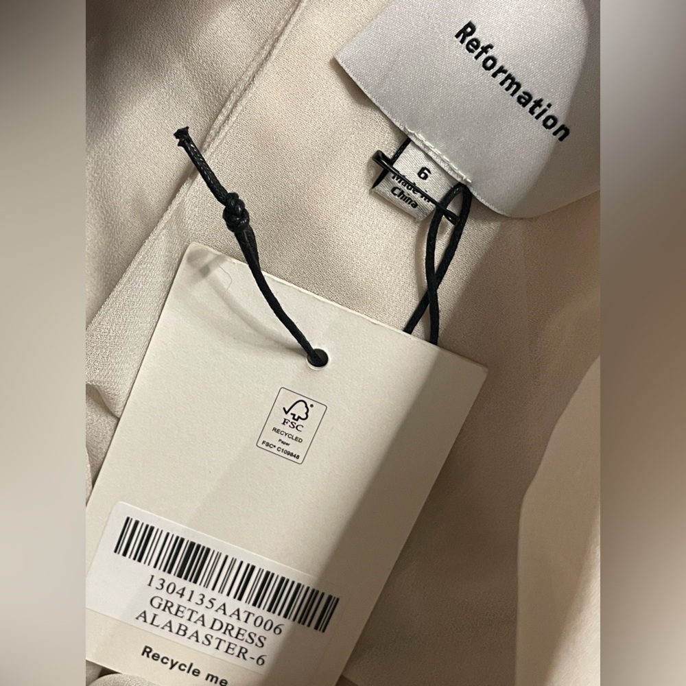 Reformation Greta Dress Alabaster - Picture 10 of 11